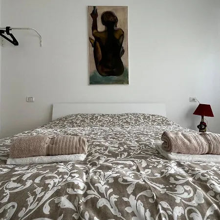 Apartment Acquedotti With Garden Rome