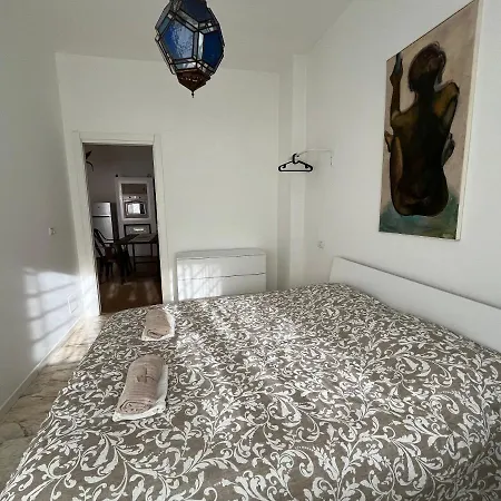 Acquedotti With Garden *