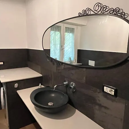 شقة Acquedotti With Garden