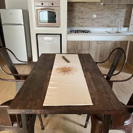 דירה Acquedotti With Garden *